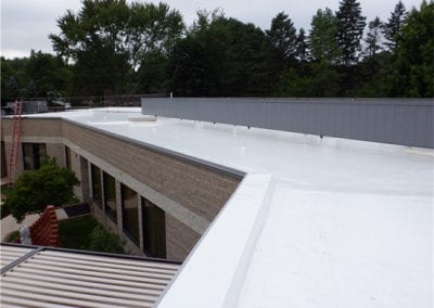 New-Roof-Installers-for-Commercial-Building-in-Metro-Detroit