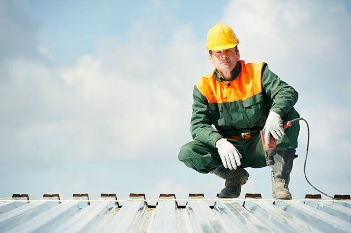 What Should I Consider When Choosing the Best Commercial Roofing Contractor?  - Commercial Roof Contractors near Detroit MI. Offering Installation, Repair,  and Maintenance