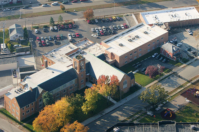 industrial-roofing-company-serving-metro-detroit-area